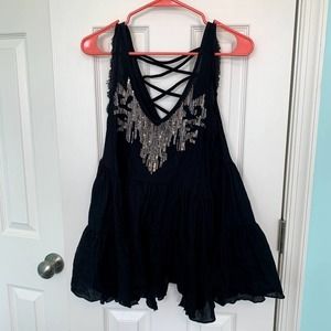 Free People Women's Size Extra Small Black V-Neck Sequin‎ Top